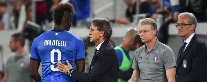 Mario Balotelli called up to Italy squad by boss Roberto Mancini