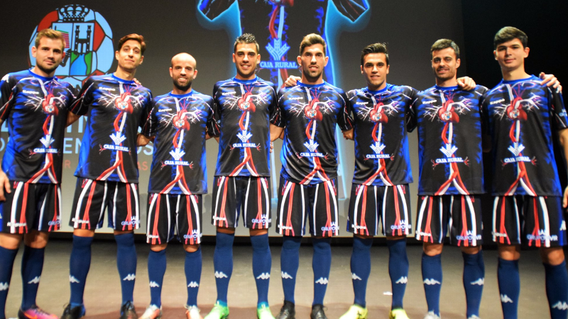 Zamora's novelty anatomical kit maintains Spanish lower-league tradition