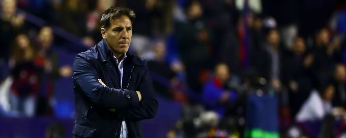 Chile coach Berizzo resigns after scoreless Paraguay draw