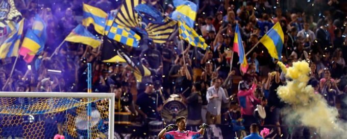 Las Vegas' MLS plan includes indoor stadium