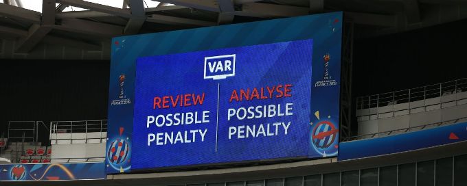 Giant flag foils Portugal VAR camera at Boavista-Aves match