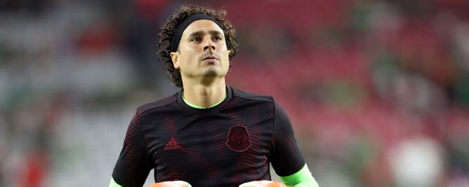 Sources: Ochoa's no-show due to travel issues