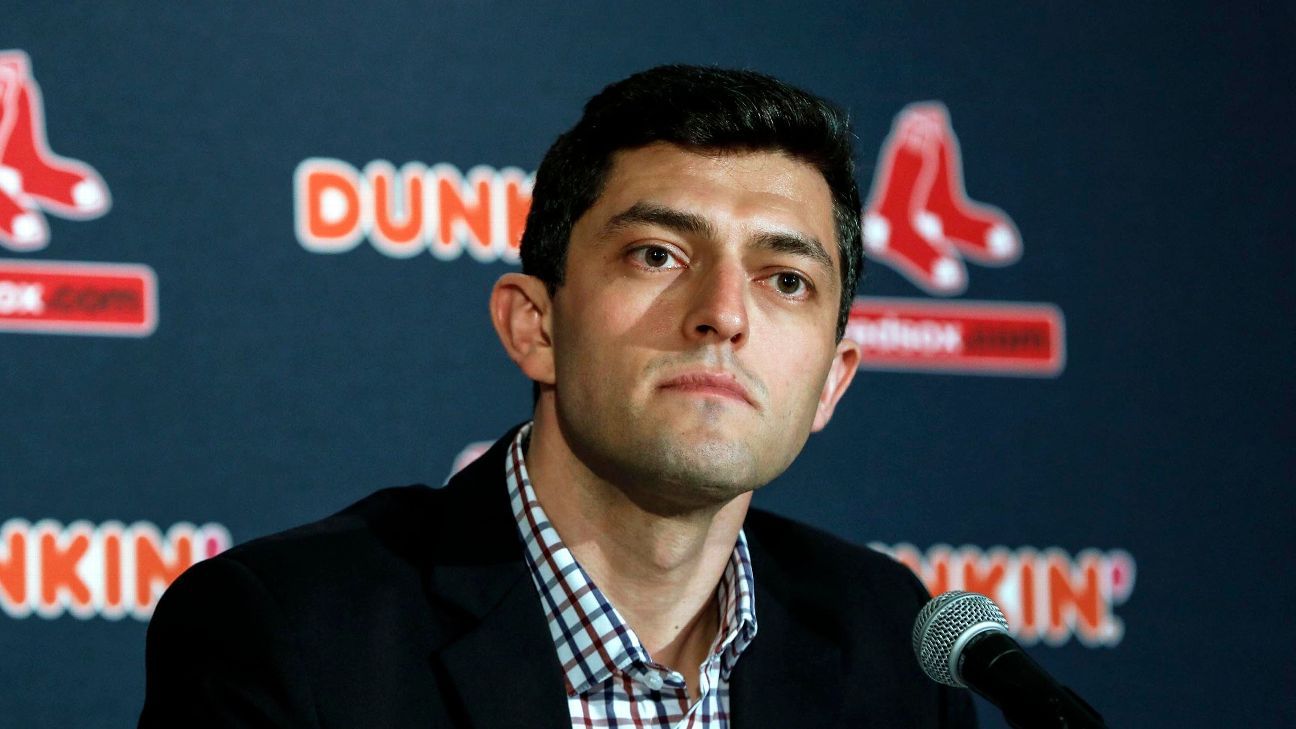 Red Sox fire exec Bloom after almost 4 seasons