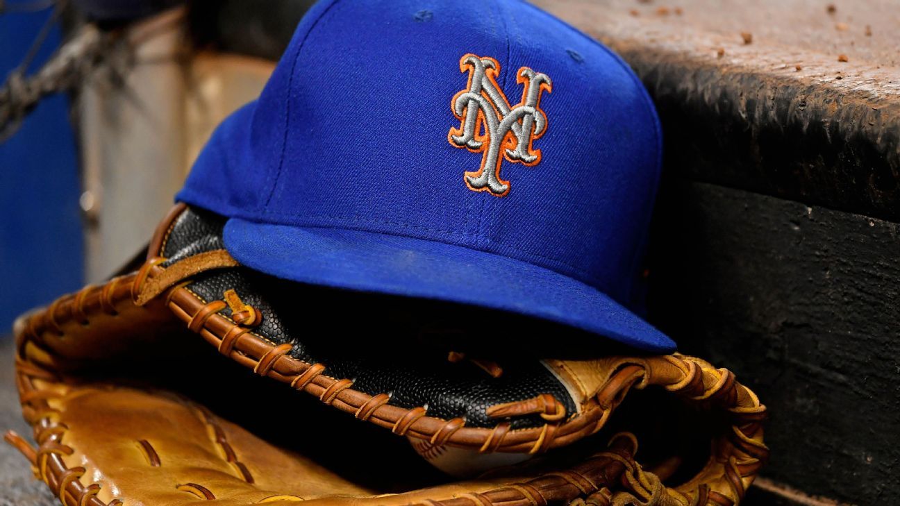 The New York Mets practice the World Series holiday after defensive drills