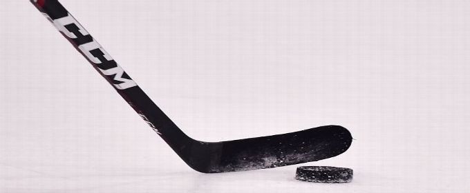 Wild acquire forward Olausson from Sharks for defenseman Masters