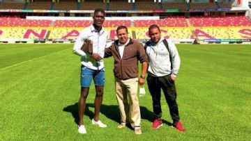 Fake footballer has Mexican club, media fooled after stadium visit