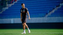 Deyver Vega: "En Rumania uno veía jugadores fumando en el camerino"