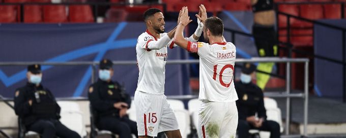 Sevilla overcome two-goal deficit and red card to beat Krasnodar