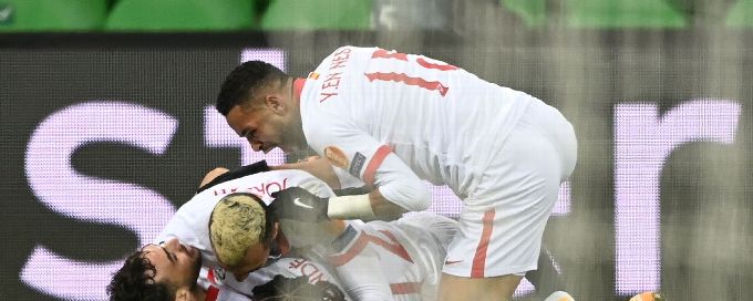Sevilla reach Champions League last 16 with 2-1 win at Krasnodar