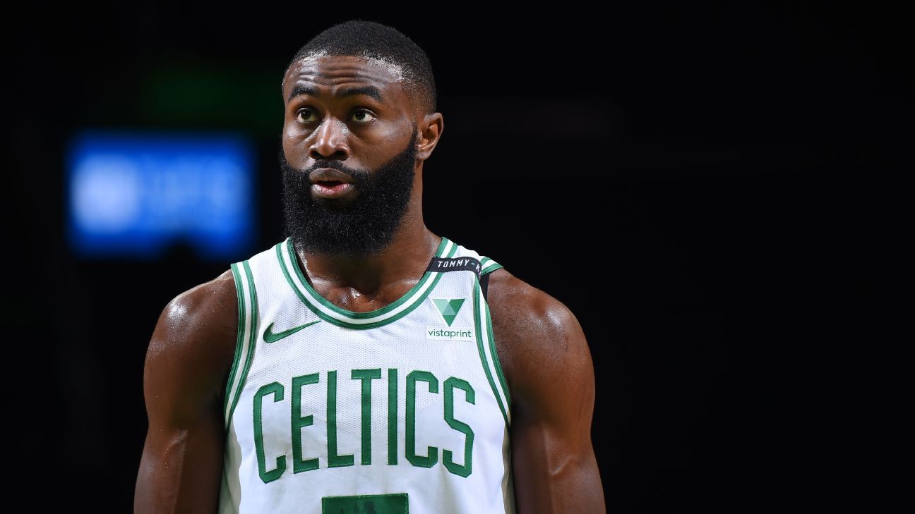 Jaylen Brown من فريق Celtics ، يغادر Aaron Donald of the Rams Donda Sports