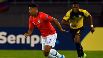 Chile club order striker Morales to live on site to stop breaking lockdown rules