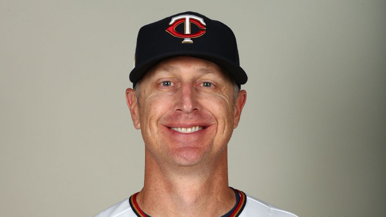 Minnesota Twins coach Mike Bell, brother of the Reds manager, dies of cancer at 46