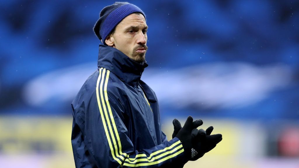 Ibrahimovic risks receiving a suspension to end his career
