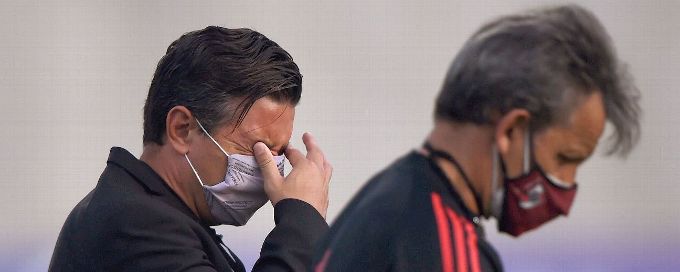 Tear gas wreaks havoc in Copa Libertadores match