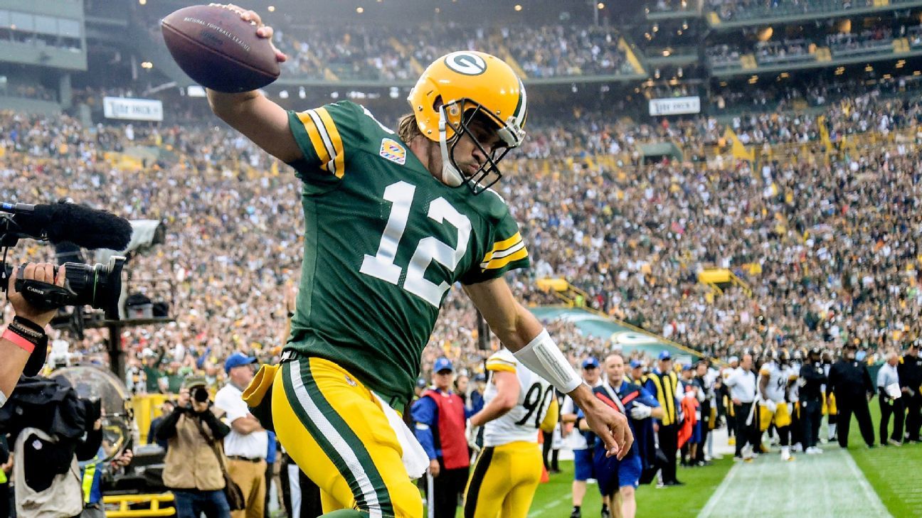 Jam tangan penghargaan taruhan NFL – Aaron Rodgers di depan, dapatkah Tom Brady menangkapnya?