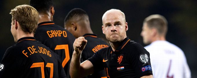 Van Gaal wins again as Klaassen boosts Netherlands World Cup qualifying chances