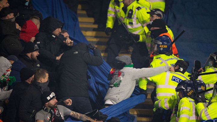 Leicester-Legia Warsaw clashes in Europa League sees 12 police injured, seven arrests