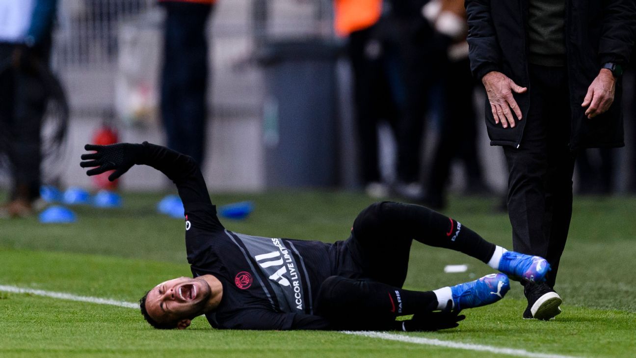 Neymar dari PSG akan absen hingga dua bulan karena cedera pergelangan kaki
