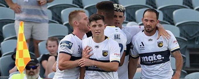 Central Coast Mariners pile more A-League Men misery on Western Sydney Wanderers