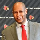 Louisville mempekerjakan Milt Wagner, mantan bintang Cardinals dan kakek dari rekrutan bola basket No. 1 DJ Wagner, sebagai direktur pengembangan pemain