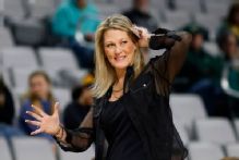 Katie Abrahamson-Henderson out as Georgia women's hoops coach