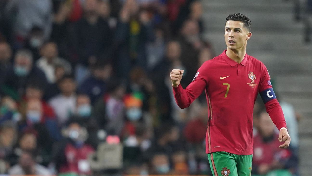 Während Ronaldo, Messi und Lewandowski den WM-Titel gewinnen, werden Katar die Top-Talente Salah und Haaland vermissen