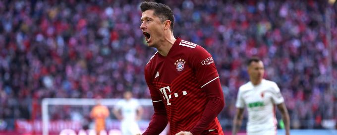 Bayern Munich need Robert Lewandowski penalty to beat Augsburg