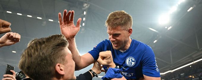 Schalke win promotion to Bundesliga with comeback win over St Pauli