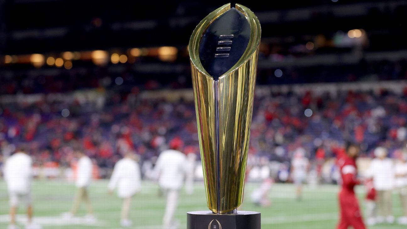 AAC commish favors CFP model with 5 highest-ranked champions