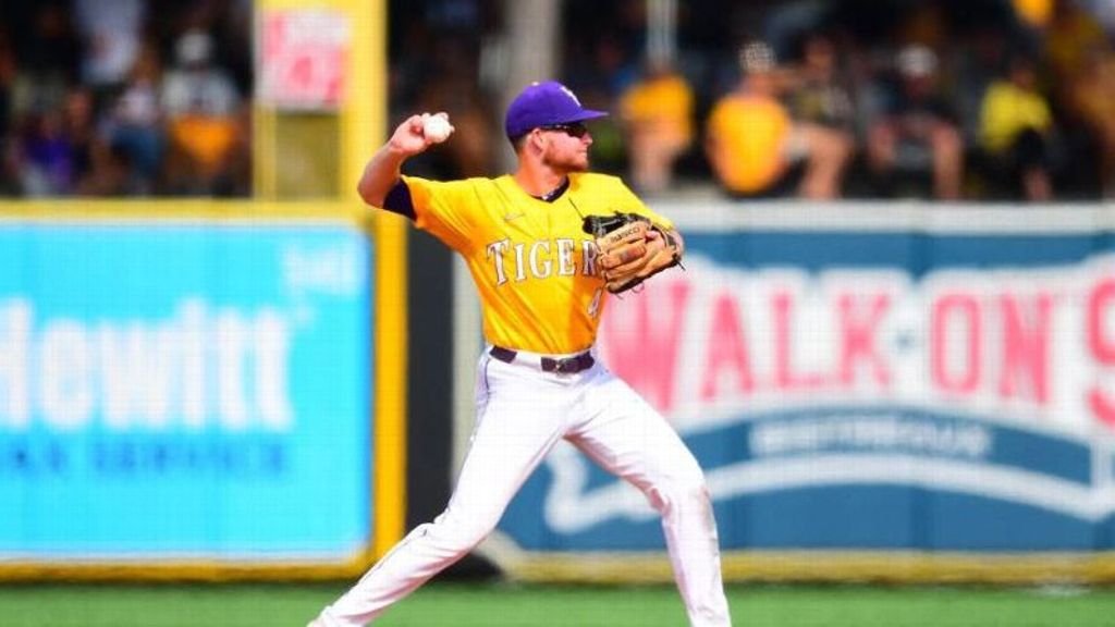 LSU season concludes in loss to No. 15 Southern Miss