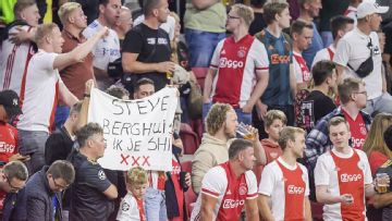 Ajax ban signs asking players for shirts