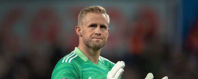 Kasper Schmeichel joins Nice to end 11-year Leicester spell