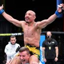 Dominant Hill captures UFC title; Teixeira retires