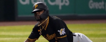Pirates' Castro banned 1 game for phone gaffe