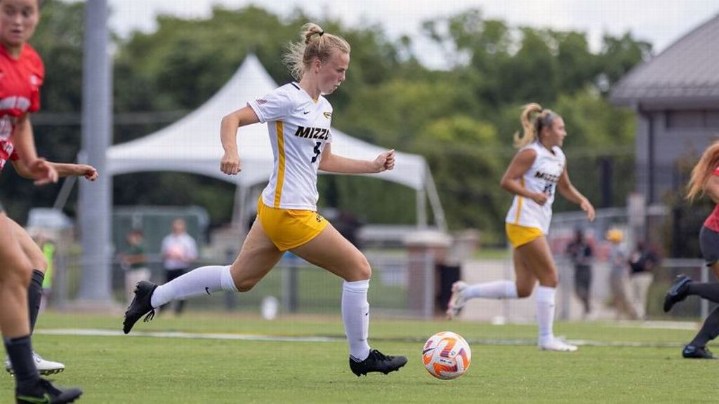 Missouri's first road test ends in a draw at Omaha