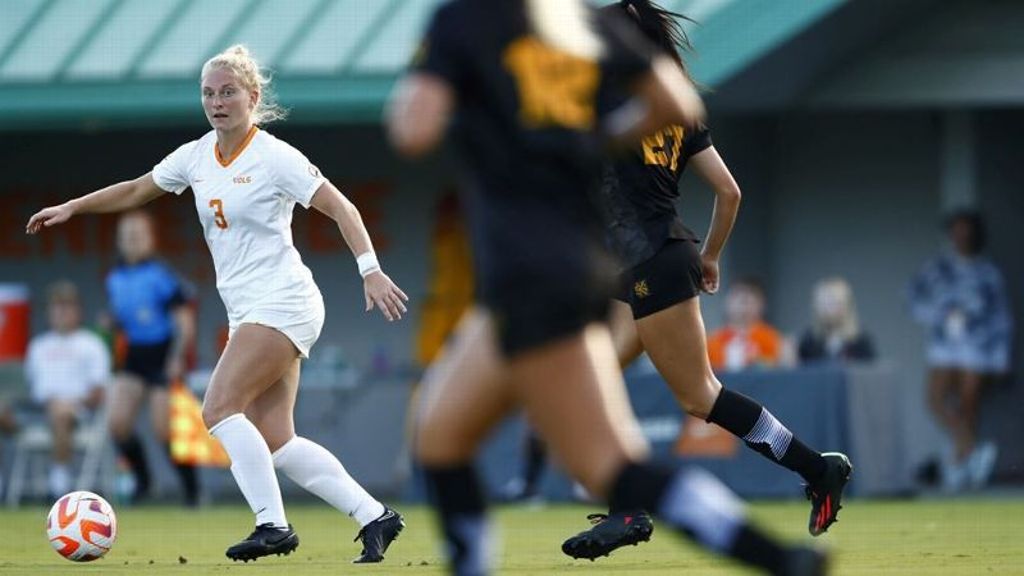 Lady Vols dominate at both ends vs. Kennesaw State