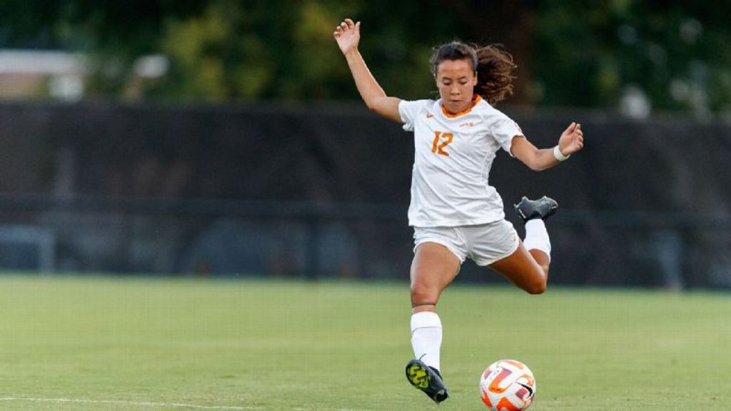 Lady Vols tame Gators in conference opener