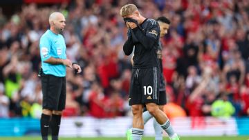 Arsenal's Emile Smith Rowe ruled out until December with groin injury