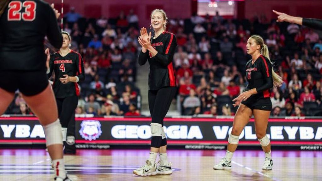 Georgia holds off Texas A&M in five-set battle