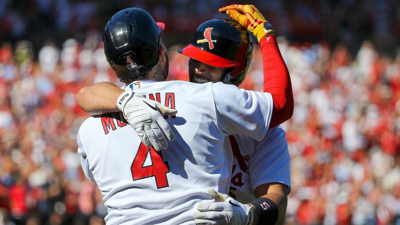 Albert Pujols hooks his HR 702;  The Cardinals are paying tribute to him and Puerto Rican Yadier Molina