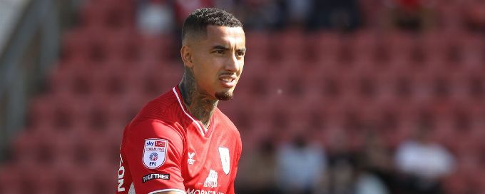 Xbox agony: English League Two striker ruled out following bizarre injury