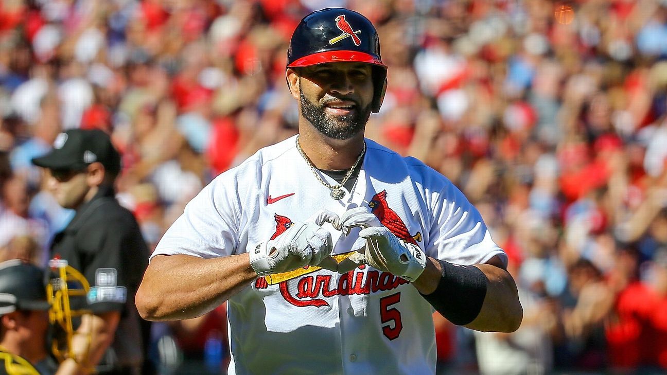<div>'This is how I want my career to end': In magical final season, one last playoff push for Albert Pujols</div>