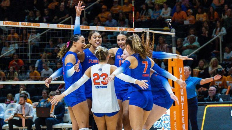 No. 15 Florida's dynamic duo downs Tennessee