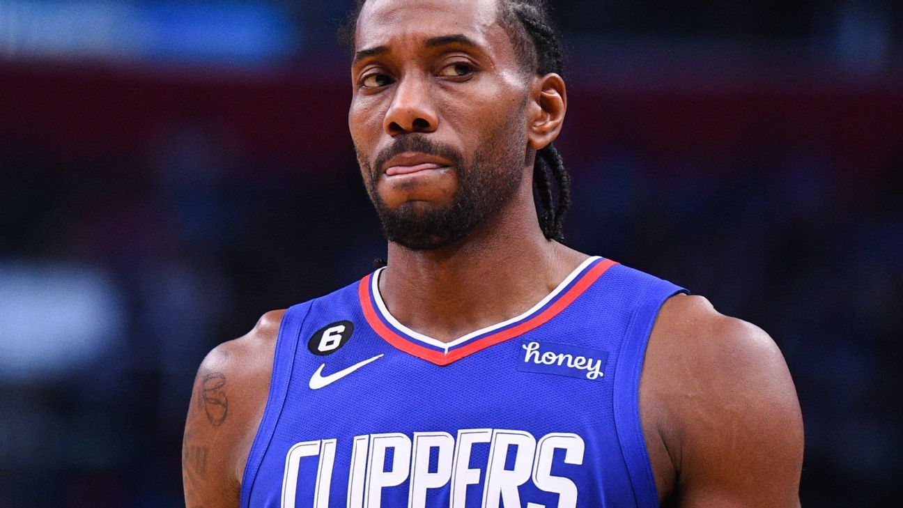 <div>Leonard (knee) sits out Clippers' loss to Thunder</div>