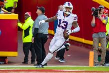 Bills elevate WR Gabe Davis, sign WR Mecole Hardman