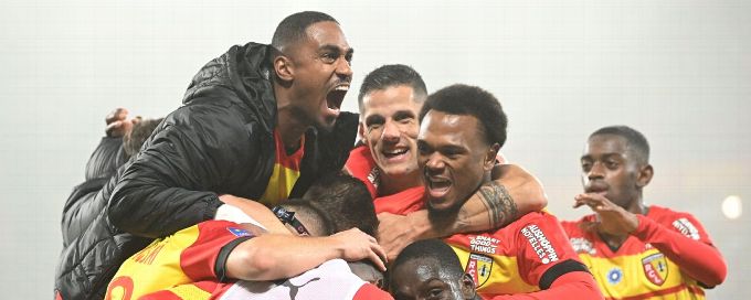 Lens consolidate second place with another home win