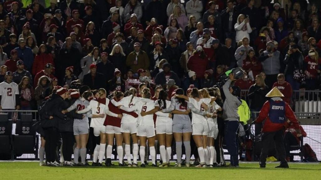 Bama's historic run ends with College Cup loss to UCLA