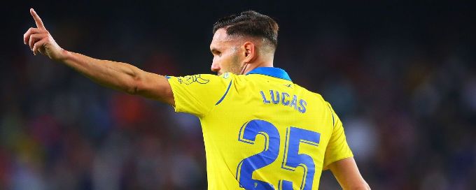 Why Lucas Perez left LaLiga's Cadiz and took a pay cut to help third-tier Deportivo La Coruna thrive again