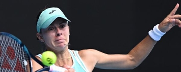Magda Linette, Wang Xiyu through to Guangzhou Open final
