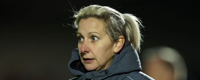 Ex-Aston Villa boss Carla Ward named Ireland head coach